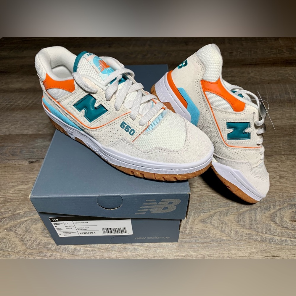 New Balance 550
